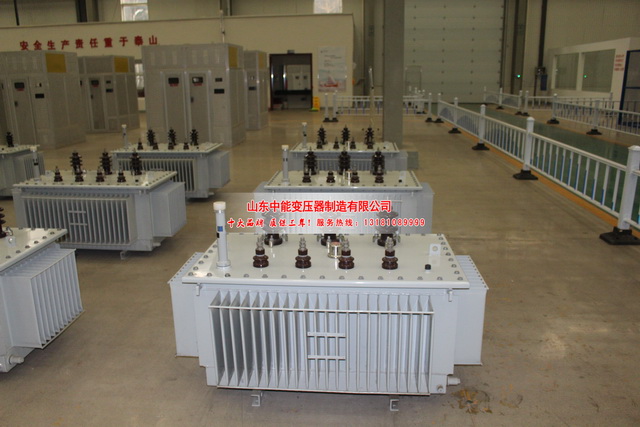 乌拉特中S13-5000KVA/35KV/10KV/0.4KV油浸式变压器